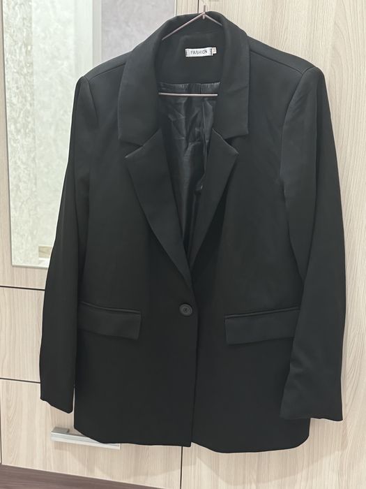 Продам Пиджак женский