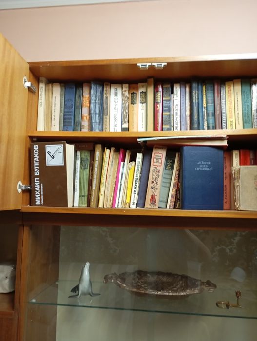 Продам старые и новые книги