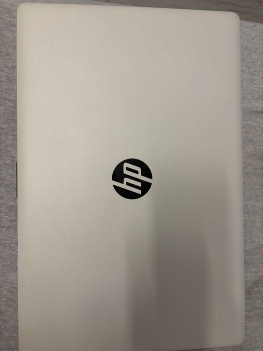 Laptop hp 17 ssd