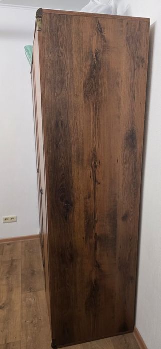 продается шкаф б/у