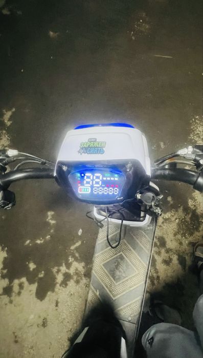 Почти новый катался 2 недели