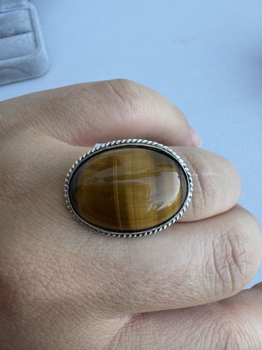 Inel din argint si ochi de tigru