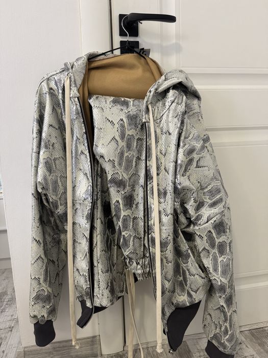 Compleu Alex Ciobanu Designer