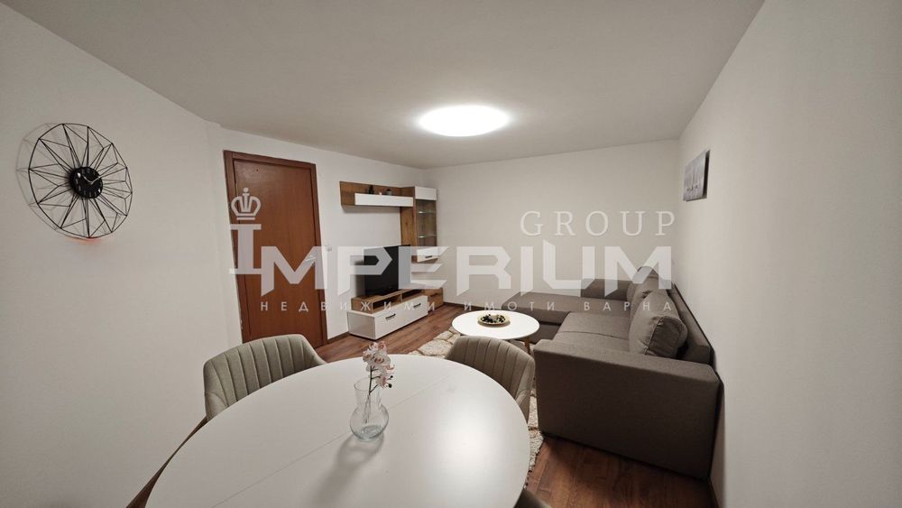 Дава се под наем Тристаен апартамент в Варна, Левски - 55 кв.м за 586.5 € - Снимка #1