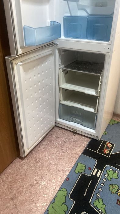 Продам холодильник