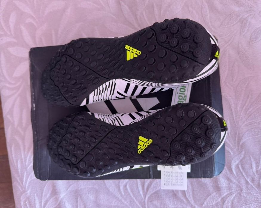 Adidas Nemeziz 17.4 TF футболни обувки за зала