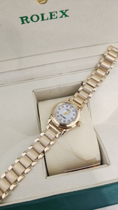 Золотые часы Rolex