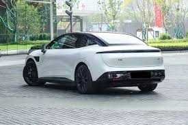 ZEEKR 007 2ta mator. naxd va halol nasiya