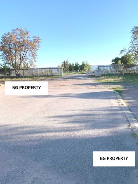 Дава се под наем Склад в София, Докторски паметник - 1516 кв.м за 1500 € - Снимка #1