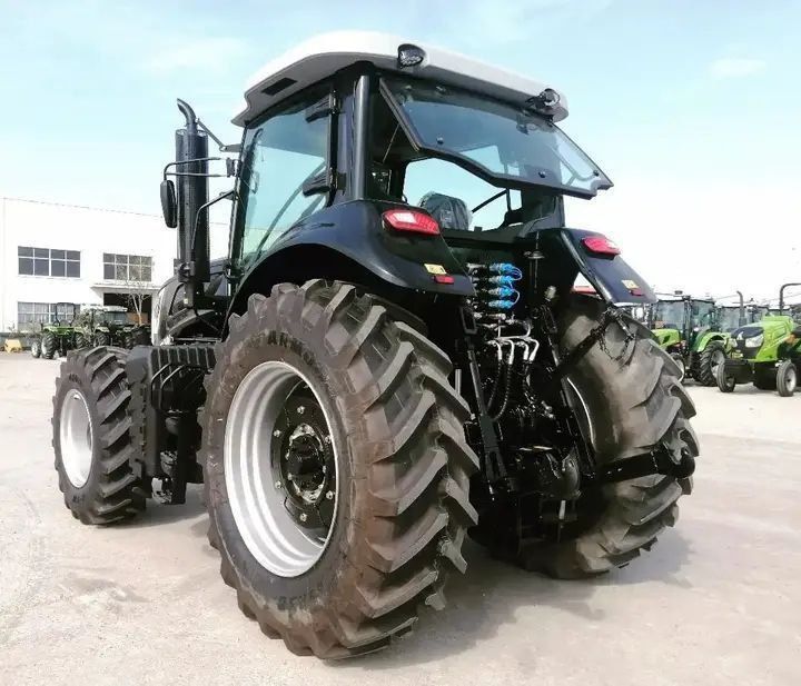 Трактор SADIN 220 от кучи