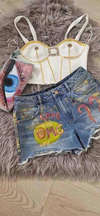 Haine festival#pantaloni scurti#geanta#haine pictate#outfit untold