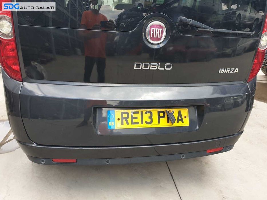 Haion Hayon Portbagaj Dezechipat cu Luneta Geam Sticla Fiat Doblo 2 2009 - 2015 Culoare Negru [Q4795]