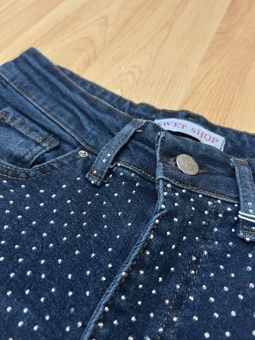 Дънки с камъчета