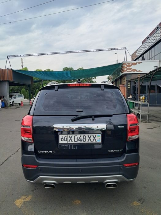 Captiva 4 sotiladi naxt va  variantga bolib tolashga ham  kelishamiz