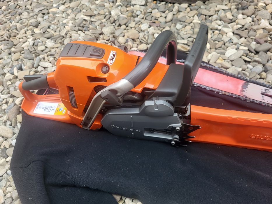 Drujba Husqvarna 562.Cu garantie.2 Lame.
