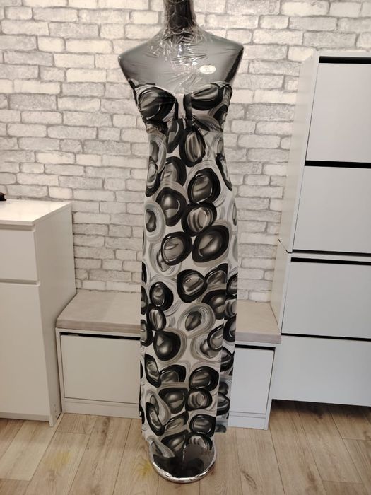 Продам платья ежедневные, вечерние