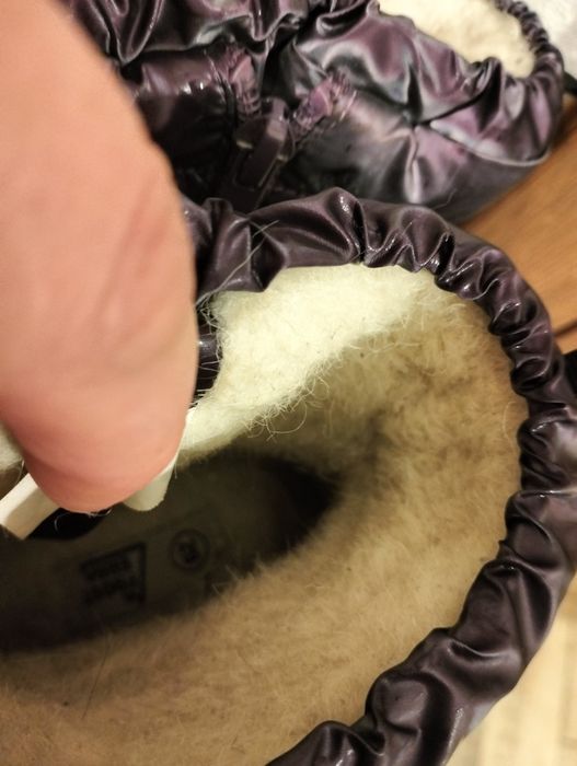 Продам дутики ( зима)