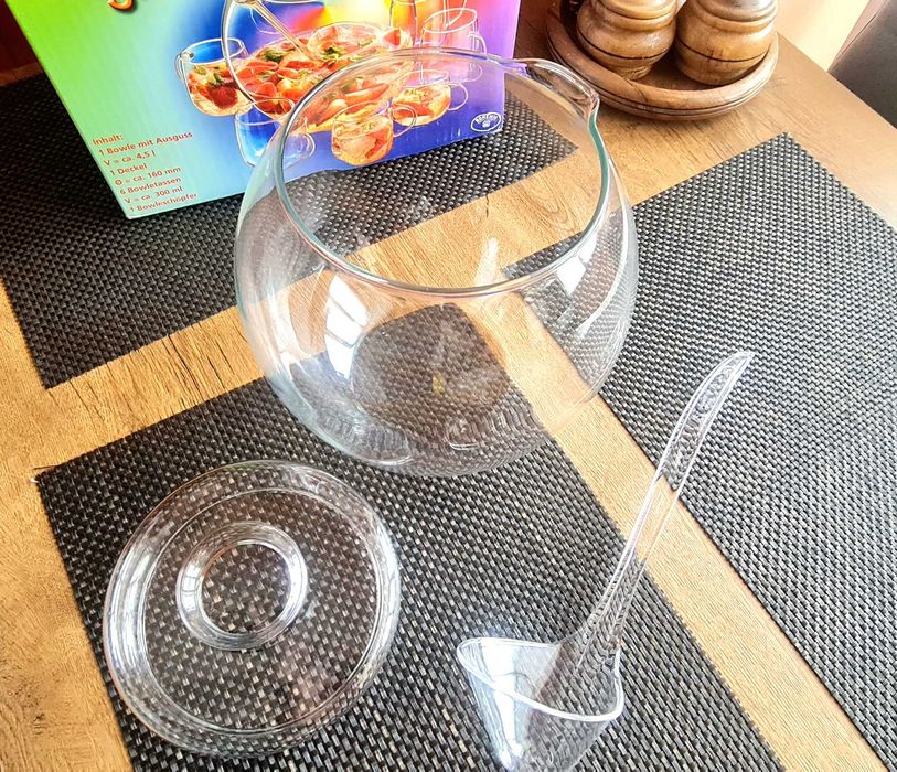 Комплект за напитки от 9 части ,,Bohemia" за пунш, чай, сокове 4.5L