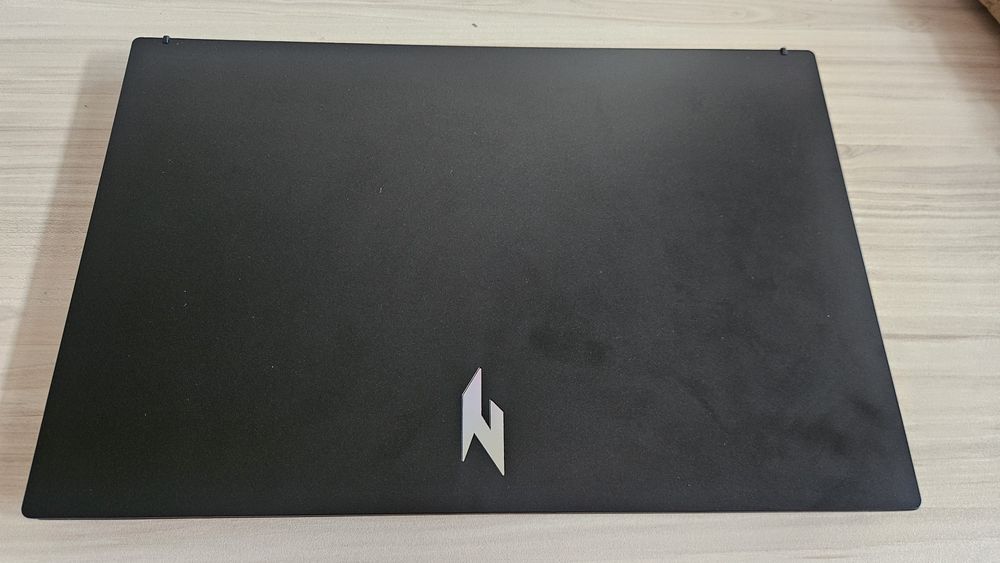 Acer Nitro V15 4060 ryzen 7 16gb