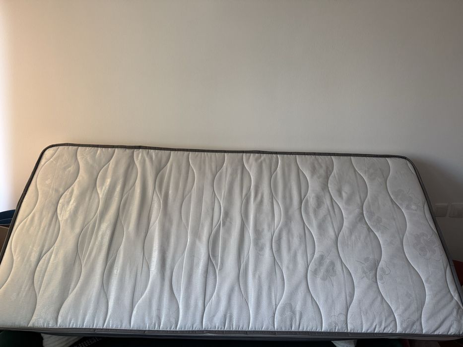 De vanzare saltea Cadar 200x90