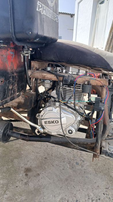 Muravey sotiladi holati yahshi Matorlari yangi