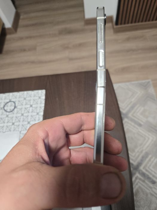 Samsung  galaxy Z Flip5