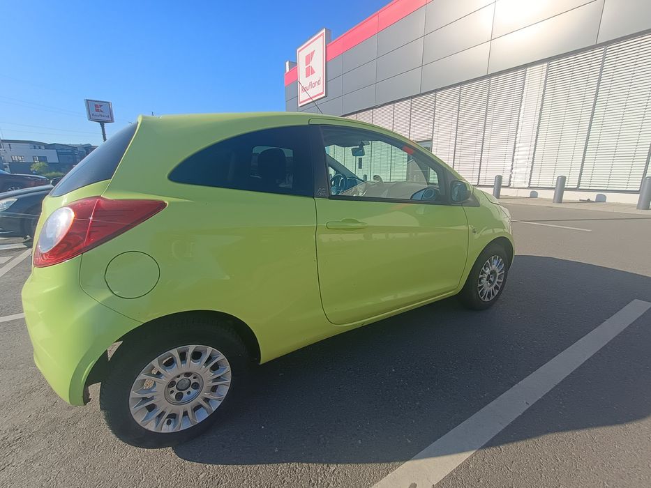 Se vinde  Ford Ka