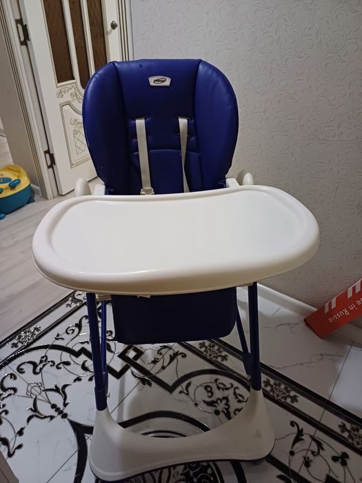 Продается детский стол