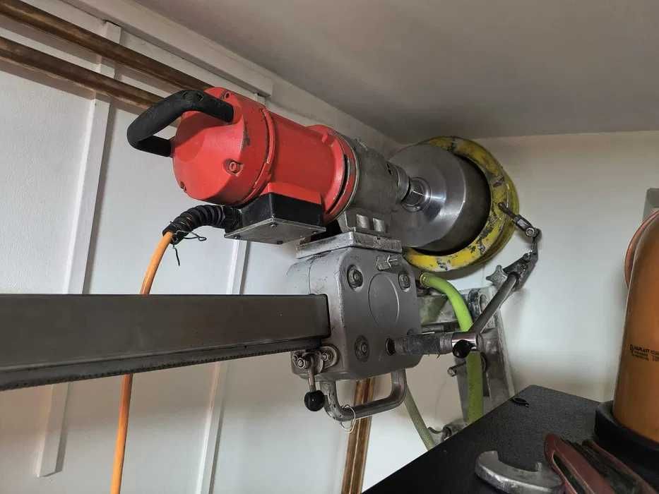 Carotaj, gaura hota centrala, carota