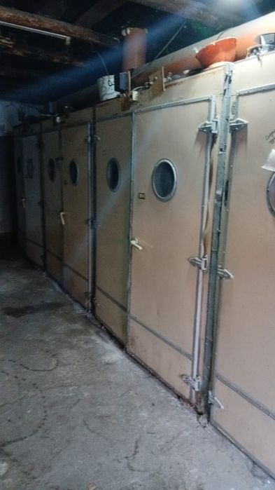Продам промышленый инкубатор