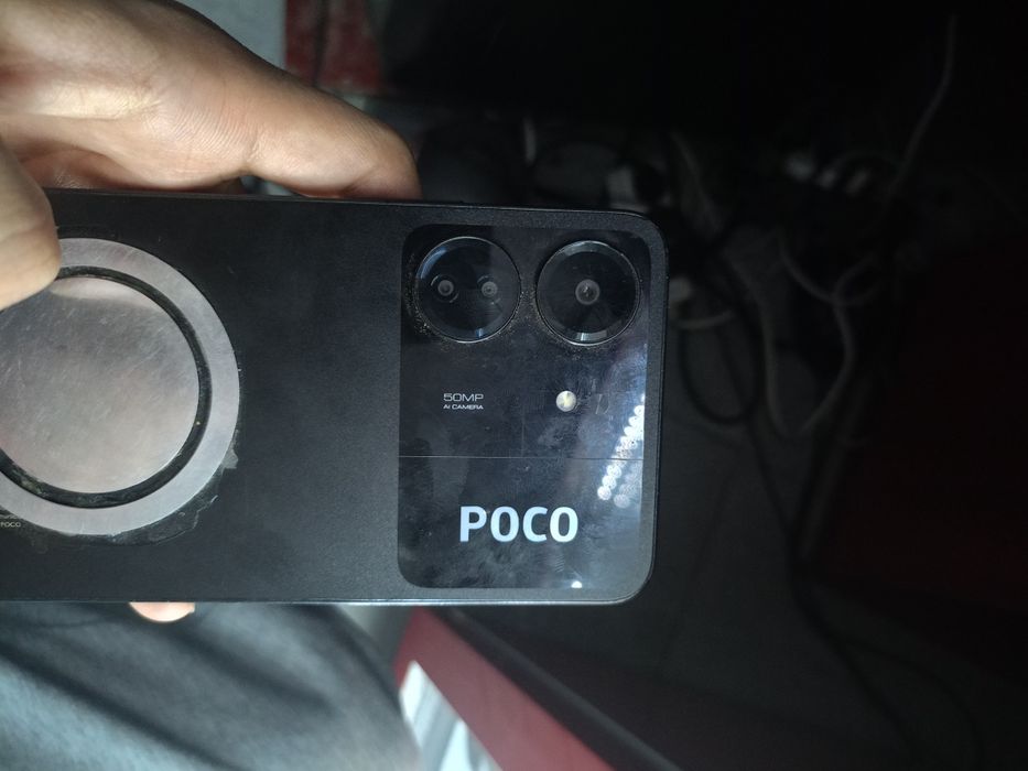 Продам телефон poco c65