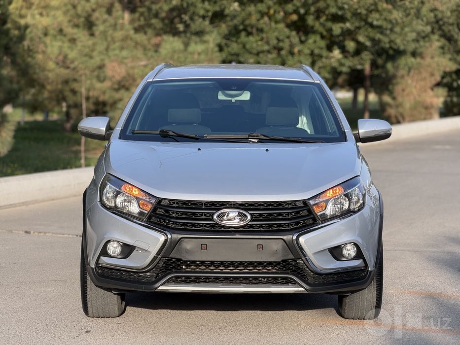 Lada Vesta SW Cross 1.6 механика
