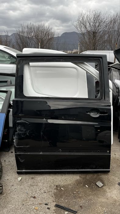 Mercedes Vito 03- задна лява врата