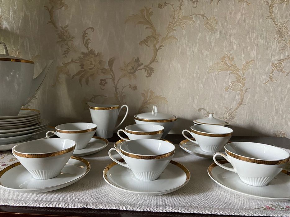 Фарфоровый кофейный набор