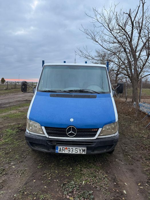 Mercedes camionetă basculanta