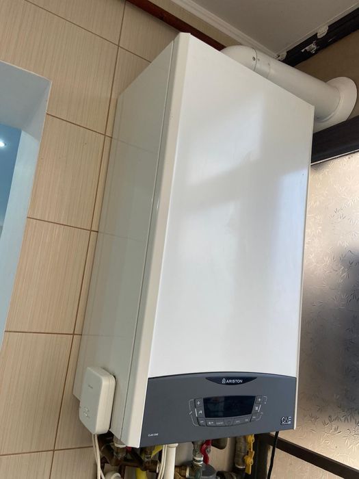 Vând apartament zona centrală