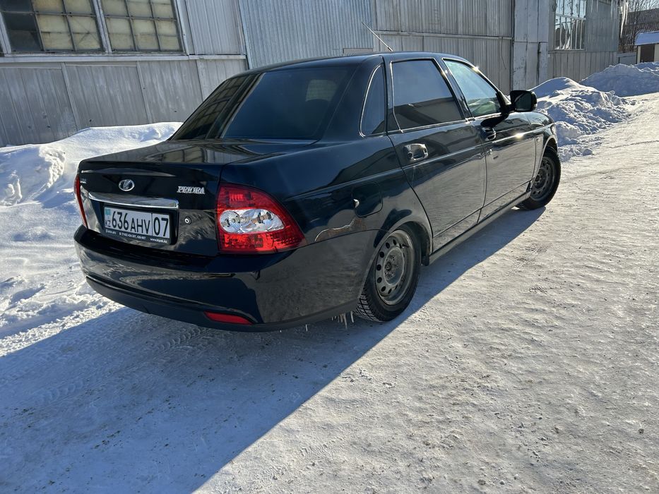 Приора 2012 года