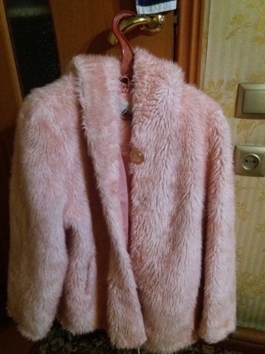 Женская одежда (шуба)