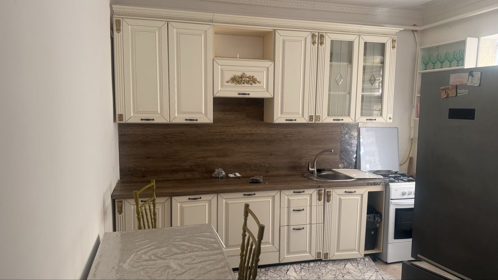 Кухнный гарнитур сатылады