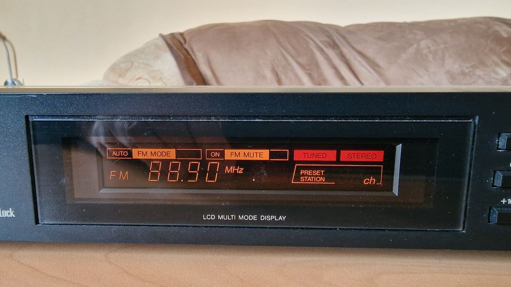 Радио тунер  JVC