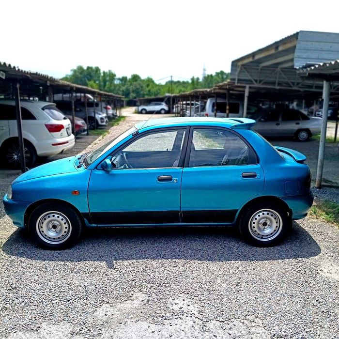 Mazda 121 II (DB) 1992