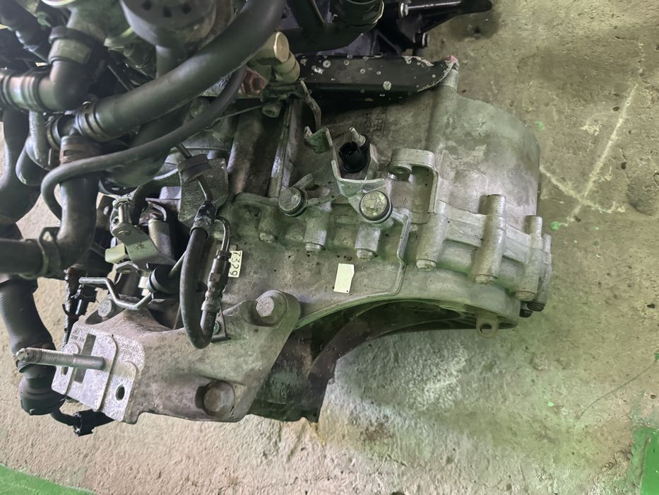 Контрактные двигатели из европы Шаран 1.8 Турбо