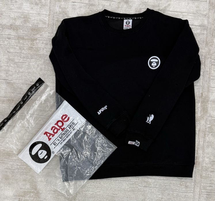 Продам свитшот Aape