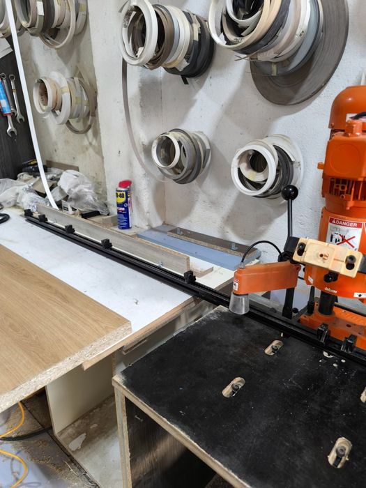 Minipress US blum.  220 V
