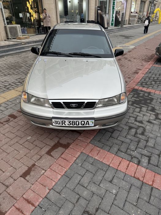 Нексия сотилади