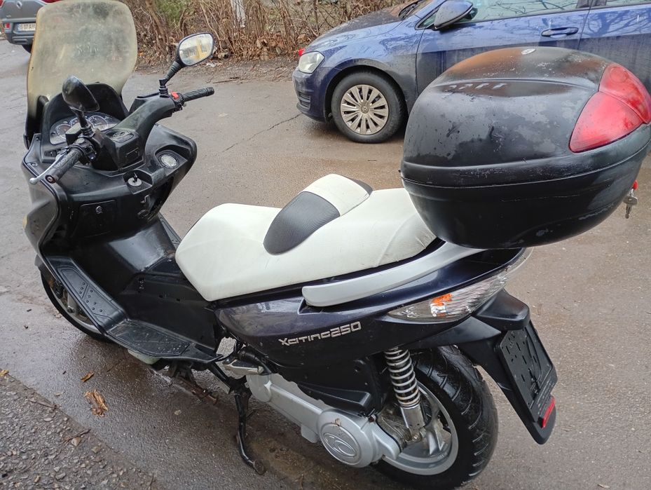 Vind convenabil Kymco Xaiting