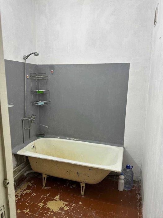 Корасув-6 арзон нархда 3/8/9 квартира сотилади