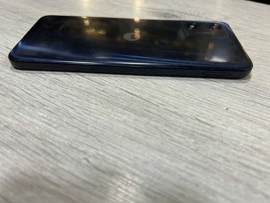 Motorola Moto E13 64GB 2GB RAM Dual