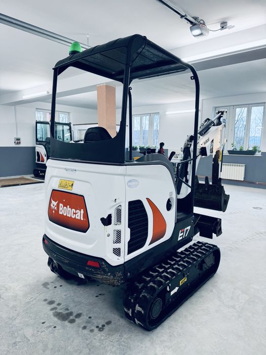Miniexcavator Bobcat E17 2017 688 ore