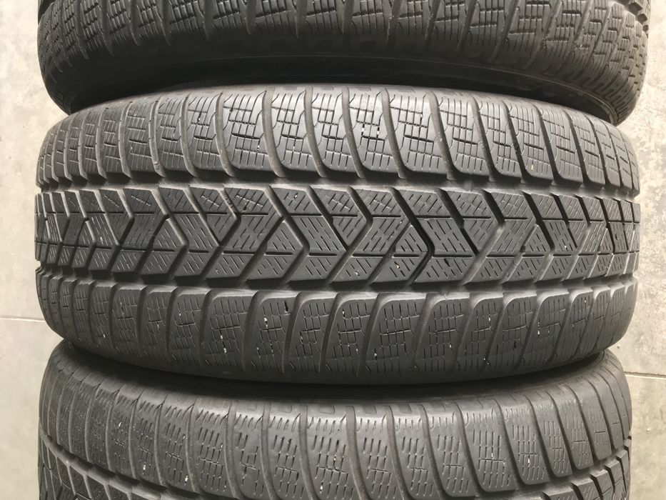 Set Anvelope Cauciucuri M+S Pirelli 235 55 R19 cu Profil 6mm originale